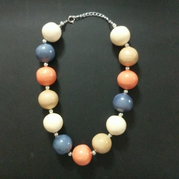 Silver Tone Cream Peach Blue Chunky Wooden Beaded Statement Necklace - Picture 1 of 2